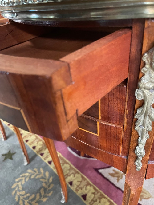 Pair De Tables De Chevet Demi-lune De Style Louis XV