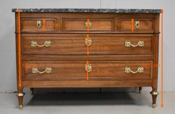 Commode en Noyer, époque Louis XVI – 2eme partie XVIIIe