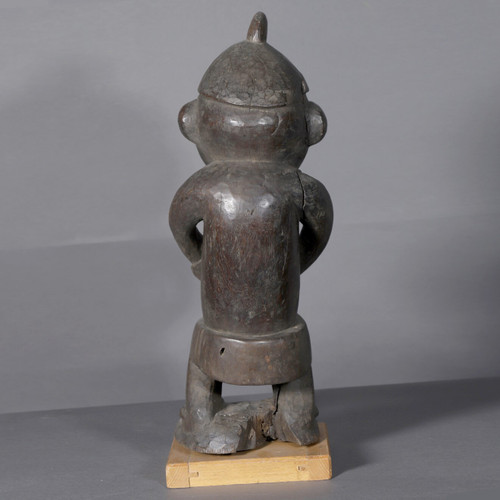 Sepik-Statuette – weibliche Figur – Papua-Neuguinea