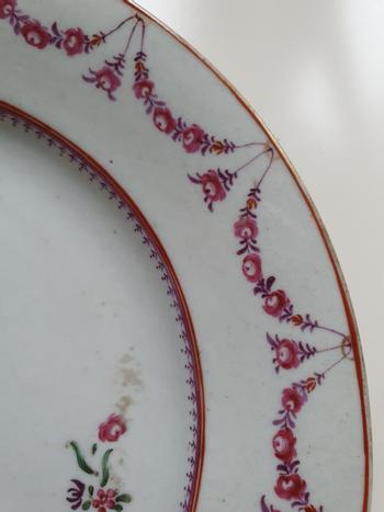 Chinese export porcelain plate from the late 18th /early 19th c