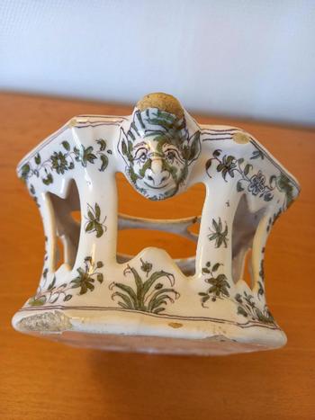 Earthenware cruet: Moustiers 18th century.