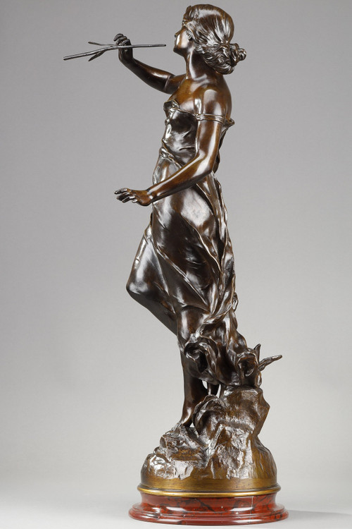 Bronze sculpture "La Renommée", signed Julien Causse 