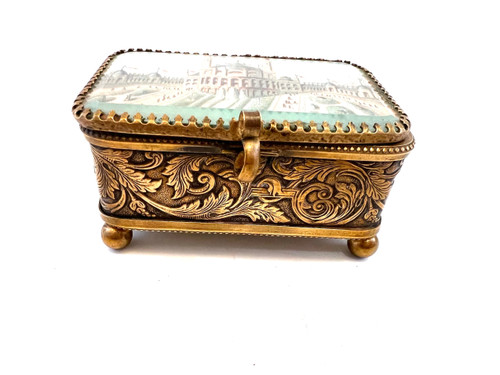 Old jewelry box Palais du Trocadero Paris 19th