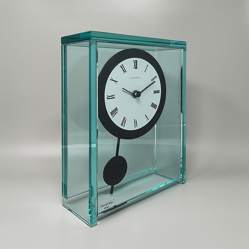 1970s Astonishing Pendulum Clock by Omodomo in Crystal. Made in Italy