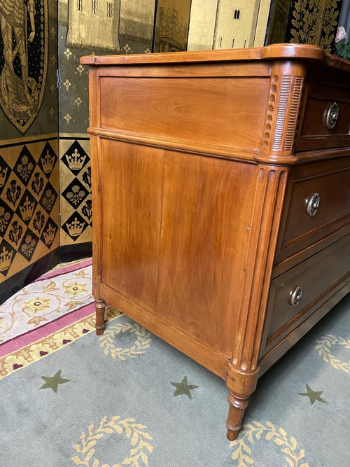 Louis XVI period chest of drawers