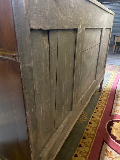 Louis XVI period chest of drawers