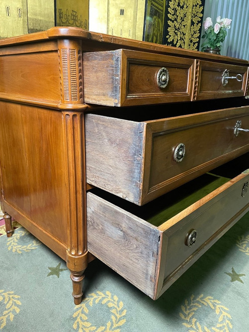 Louis XVI period chest of drawers