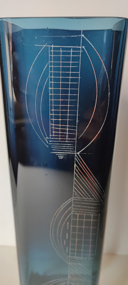 Modernist vase signed A.Riecke 1.1.39