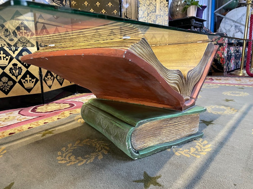 Table Basse Avec Pieds En Forme De Livres " conte " (Coffee Table With Book Legs)