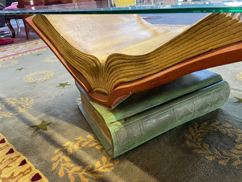 Table Basse Avec Pieds En Forme De Livres " conte " (Coffee Table With Book Legs)