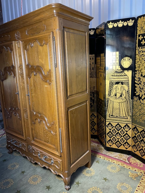 Rustic Solid Oak Wardrobe