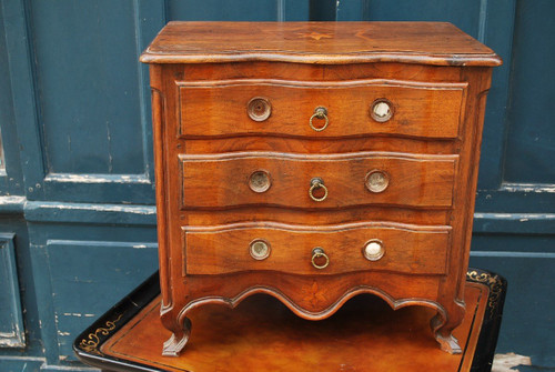 Louis XV Period Master Commode, 18th Century