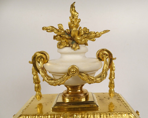 Louis XVI Cage Clock White Marble Gilt Bronze Napoleon III Cup 19th century