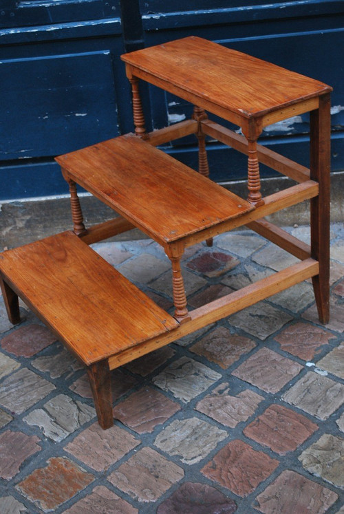 Library Step Stool In Natural Wood, 19th Century