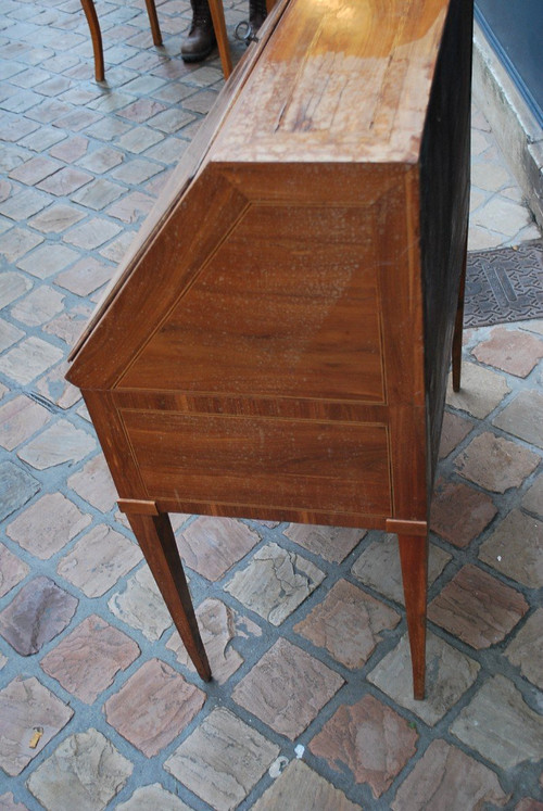 Louis XVI period inlaid sloping desk