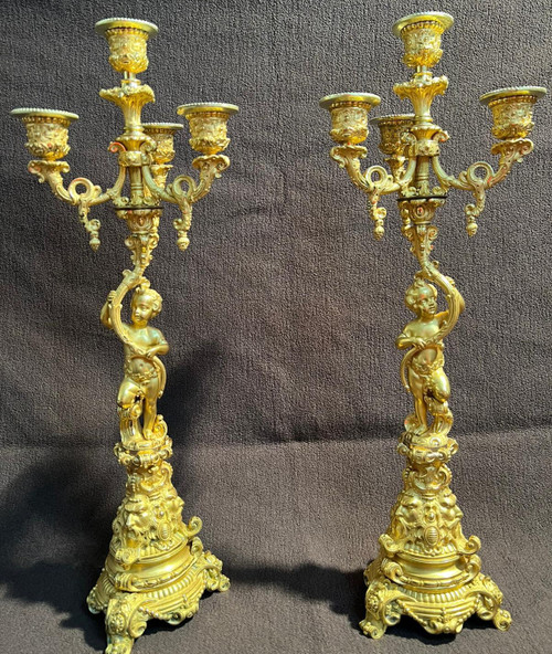 Paire De Candélabres En Bronze Doré Aux Puttis, 19th Century