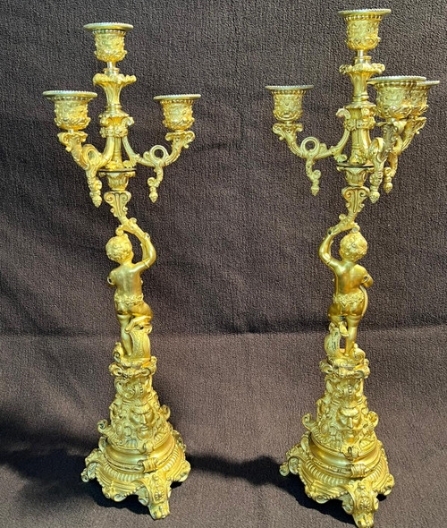 Paire De Candélabres En Bronze Doré Aux Puttis, 19th Century