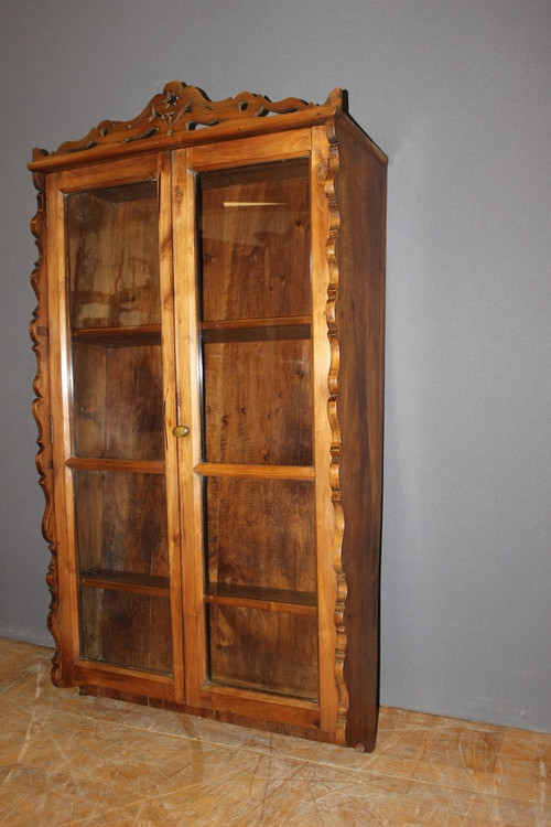 Walnut display cabinet XIX