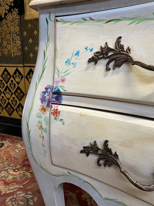 Louis XV style painted chest of drawers