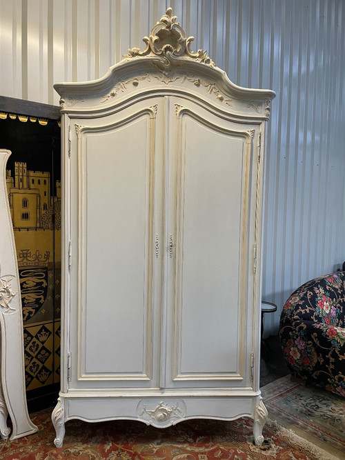 Louis XV Bedroom - Bed - Armoire Et Chevet