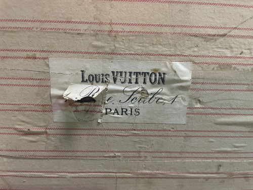 Ehemaliger Louis Vuitton Koffer