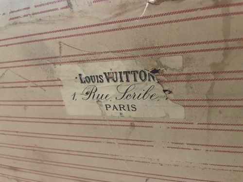 Ehemaliger Louis Vuitton Koffer