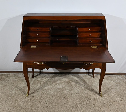 Small Port Desk in Cuban Mahogany, Louis XV – 18th Century