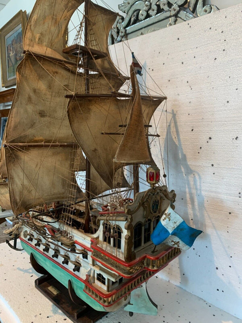 Old model of a 20th century sea pirate ship