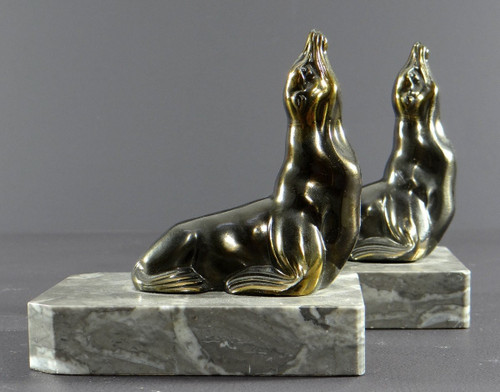 France, 1930/1950, Pair Of Cast-Iron Bookends Featuring Sea Lions.