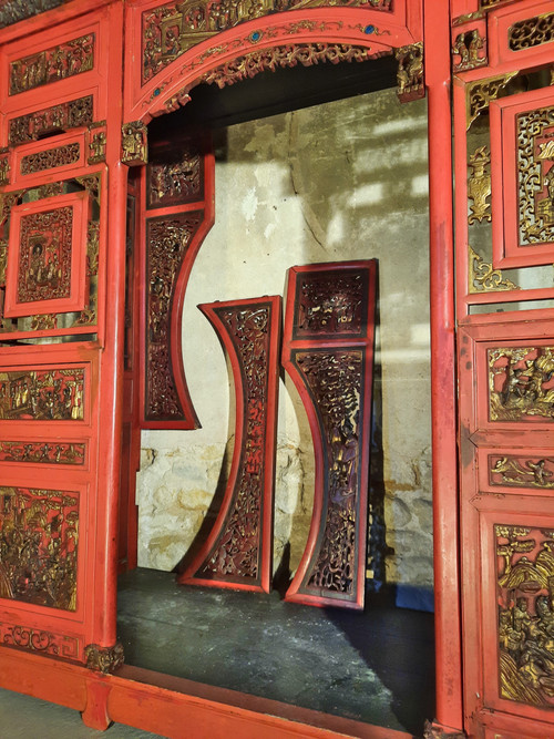 Entrance to a Chinese room