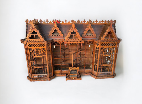 Importante Cage à Oiseaux - Volière Figurant Une Maison Début XXème L 158 cm