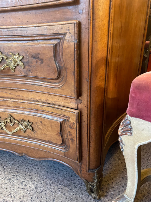 Louis XV chest of drawers