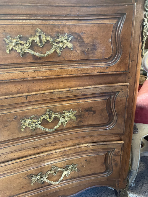 Louis XV chest of drawers