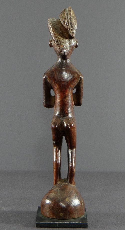 Angola, Peuple Lwena, Premier Tiers Du XXème Siècle, Statue Personnage Féminin En Bois Dur. 