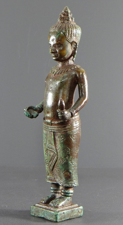 Cambogia, Popolo Khmer, Fine del XIX secolo, Statua di Vishnu in bronzo.