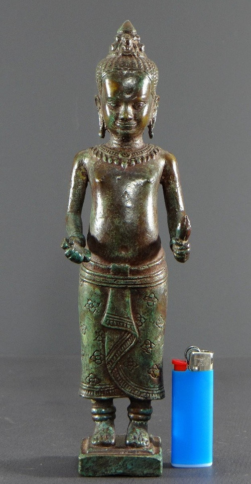 Cambogia, Popolo Khmer, Fine del XIX secolo, Statua di Vishnu in bronzo.