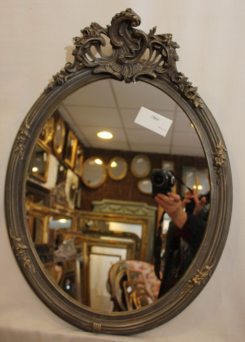 Louis XV Style Oval Mirror, Shell And Patina 48 X 65 Cm