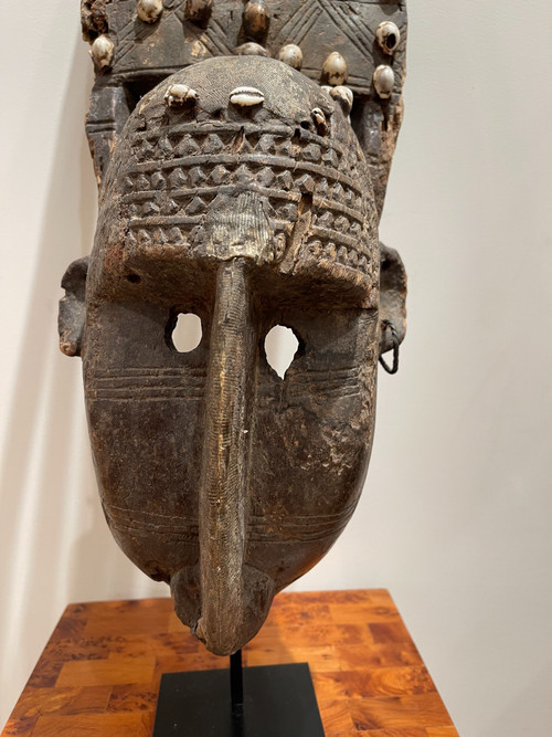 „Ntomo“-Maske mit sieben Zähnen – Bamana-Bevölkerung, Mali, 1930-1940