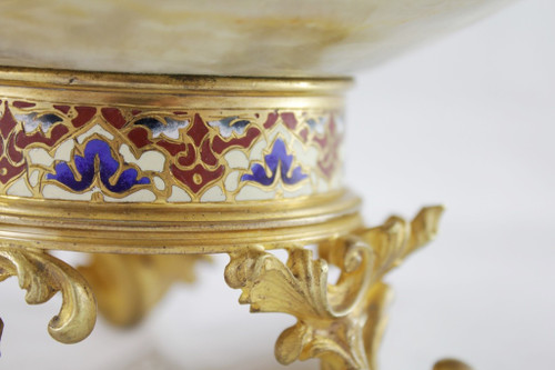 Cup in gilded bronze and cloisonné enamels from the late 19th century, Louis XV style,