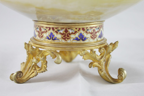 Cup in gilded bronze and cloisonné enamels from the late 19th century, Louis XV style,