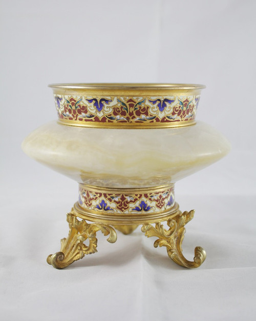 Cup in gilded bronze and cloisonné enamels from the late 19th century, Louis XV style,