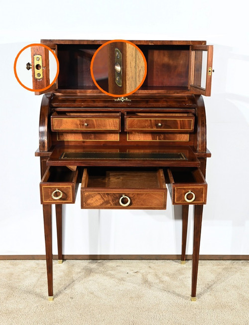 Petit Bureau Bonheur du Jour en Acajou, style Louis XVI/Directoire – Début XXe