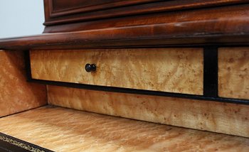  Small Cuban Mahogany Desk, Napoleon III Period - Mid 19th Century