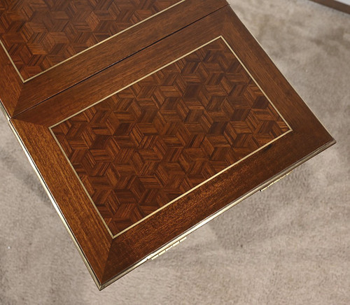 Small Mahogany Living Room Table, Directoire taste – Early 20th century