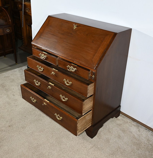 Scribanne chest of drawers in solid mahogany, Georgian period, England – 18th century