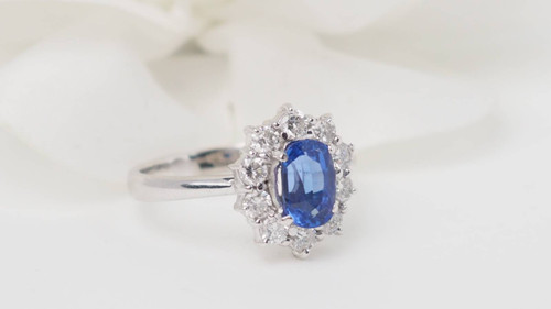 Anello Margherita in platino, tanzanite e diamanti