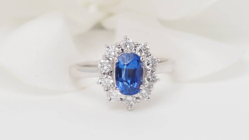 Anello Margherita in platino, tanzanite e diamanti