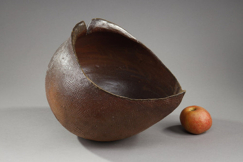 LARGE BIZEN POTTERY BASIN BY MORI TAIGA