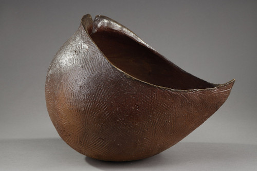 LARGE BIZEN POTTERY BASIN BY MORI TAIGA