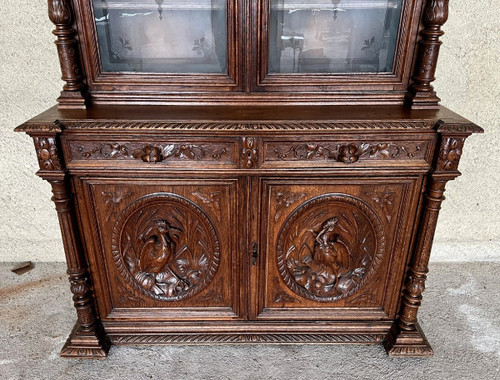 Buffet della biblioteca del casino di caccia in stile rinascimentale in massello di rovere intagliato intorno al 1850